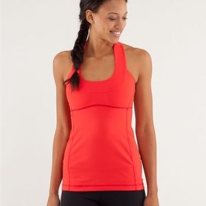 Lululemon Activewear Scoop Neck Tank Racerback Sleeveless